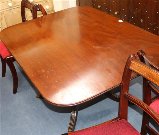 A Regency breakfast table and four Regency style mahogany dining chairs W.142cm